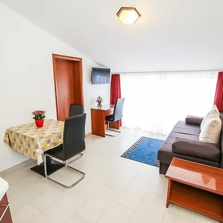 Katarina Guest house