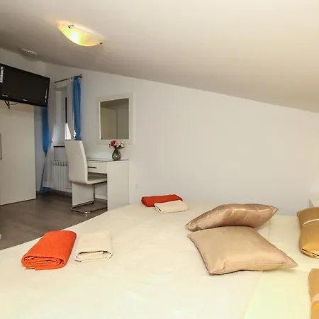 Katarina Guest house