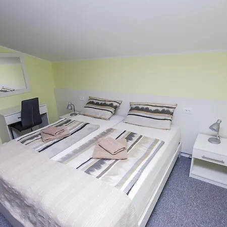 Katarina Guest house